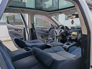 Nissan Qashqai 1.5 DCI Euro5 NaviPanoramicCmr360LedKeyLesGoClimatronicParktronicTempomatJante - imagine 6 Nissan Qashqai 1.5 DCI Euro5 NaviPanoramicCmr360LedKeyLesGoClimatronicParktronicTempomatJante - imagine 6