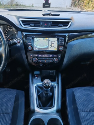 Nissan Qashqai 1.5 DCI Euro5 NaviPanoramicCmr360LedKeyLesGoClimatronicParktronicTempomatJante - imagine 9 Nissan Qashqai 1.5 DCI Euro5 NaviPanoramicCmr360LedKeyLesGoClimatronicParktronicTempomatJante - imagine 9