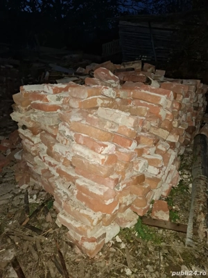 Vând sau schimb  cu diverse cărămidă plină. Stare bună.
