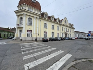 Spatiu la parter in zona Centrala fostul hotel Timisul - imagine 4