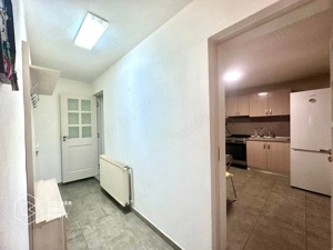 Casa centrala cu 3 camere, curte privata și gradina - imagine 16