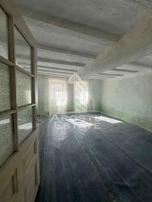 Casa cu teren de 1.600 mp in Checea langa primarie. - imagine 9 Casa cu teren de 1.600 mp in Checea langa primarie. - imagine 9