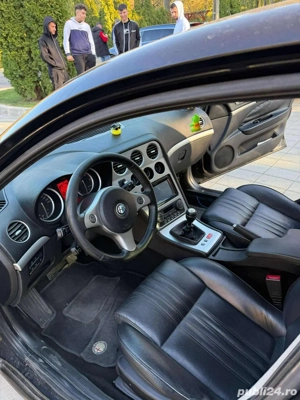 Vand Schinb Alfa Rromeo 159  - imagine 7 Vand Schinb Alfa Rromeo 159  - imagine 7