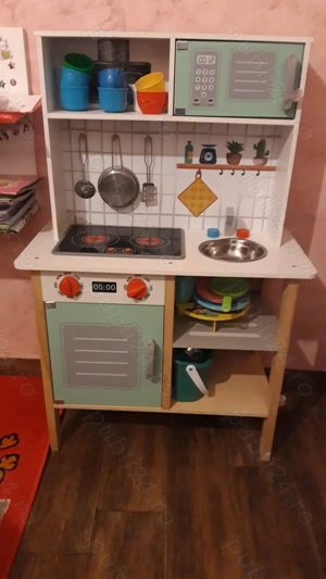 Vand mobila si pian copii. In Iasi