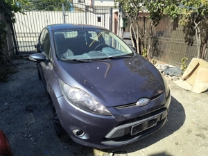 Ford Fiesta 2010 1.4 Benzina +GPL  - imagine 2