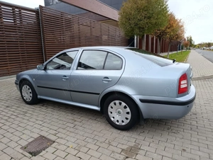 Vând Skoda Octavia 1Tour - Benzină + GPL, an fabricație - 2006, motor - 1.6 Benzină - 101 CP, BFQ  - imagine 2