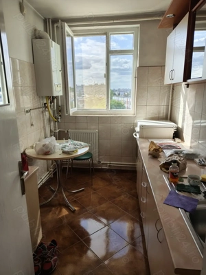 De vanzare apartament 3 camere Obregia - imagine 2