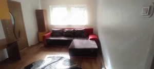 Închiriez apartament două camere  - imagine 7