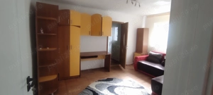 Închiriez apartament două camere  - imagine 6