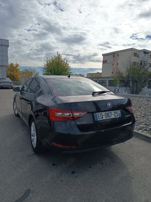 Skoda Superb, km reali - imagine 6