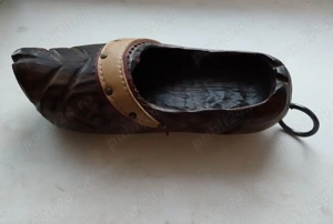 Obiect decorativ opinca din lemn - imagine 2