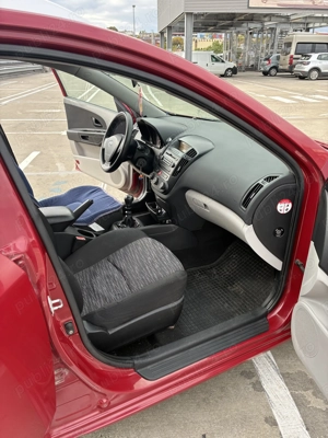 Kia Ceed 1.6 Diesel 2010 220.000 km  - imagine 2