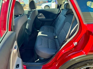 Kia Niro Full Hybrid - imagine 9