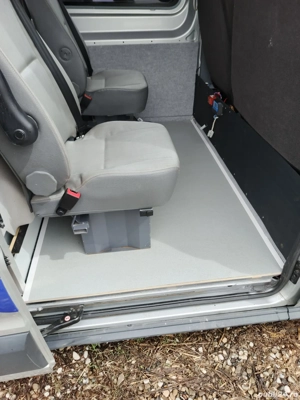 Vand camper conversie din utilitara Ford transit 155cp tractiune fata,fabricatie 2014  12.-19000euro - imagine 9