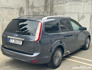 Ford Focus II Facelift Tournier model Ghia 2009 - imagine 6