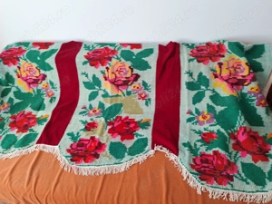 Cuvertura - Patura veche dimensiune 160 x   200 cm