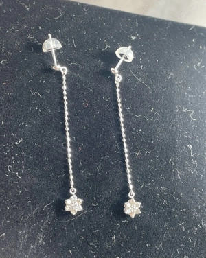 Cercei din platina cu diamante naturale 0,20 ct