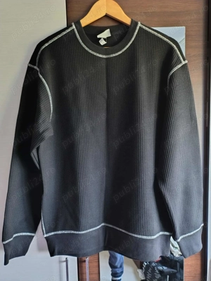 Plover, Pulover H&M Loose Fit Waffled Sweatshirt Size M - L