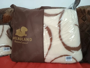 Vând pătură și 2perne lână oaie Merino Noua Zeelandă  - imagine 2