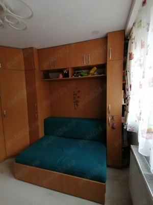 De vanzare Șifonier  colt cu pat