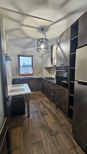 Inchiriez apartament doua camere decomandat Iasi