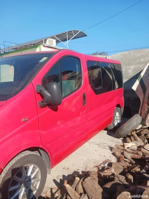 Renault Trafic - 9 Locuri - 2.5 Diesel 135 cp - imagine 3 Renault Trafic - 9 Locuri - 2.5 Diesel 135 cp - imagine 3