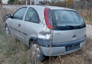 Dezmembrez OPEL CORSA C 1.2i (06.2001) 1.2i Tip motor Z12XE - imagine 3