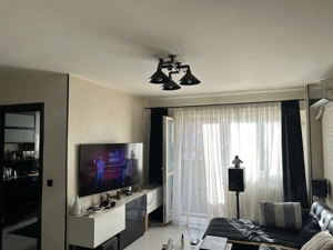 De Vanzare Apartament 3 camere complet utilat direct proprietar