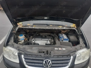 Vând vw touran 2.0 tdi  - imagine 2