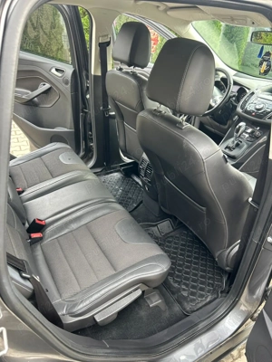 Vând Ford Kuga automata  - imagine 3