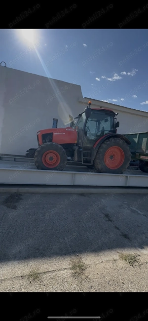 Angajez operator tractor - imagine 2 Angajez operator tractor - imagine 2