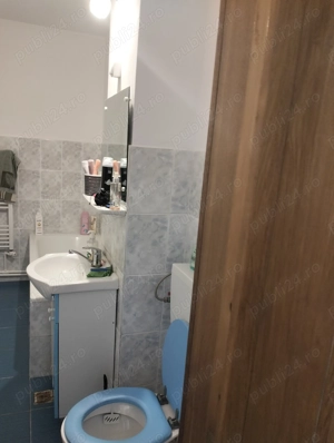 Vând apartament  la centru  - imagine 5