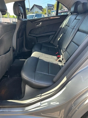 Vand Mercedes E 250 W212 - imagine 2
