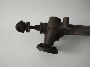 Vand caseta de directie Dacia 1300 - imagine 3