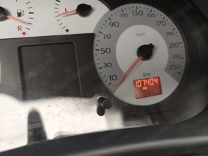 Renault 2009 1.4- MPI  107.404 km  - imagine 9 Renault 2009 1.4- MPI  107.404 km  - imagine 9