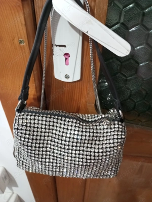 Poșetă de ocazie cu pietricele 