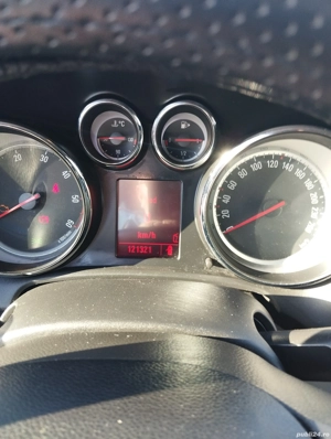 Opel Astra j  - imagine 6