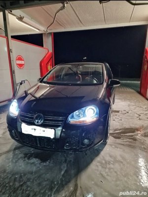 VW Golf 5 .