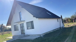 Vând casă în sat Girov,Neamț 