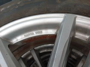 Se vinde kit complet de jenti+anvelope 