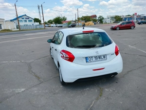 Peugeot 208 14 hdi - imagine 4