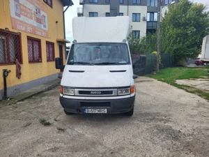 Autoutilitare marfa iveco