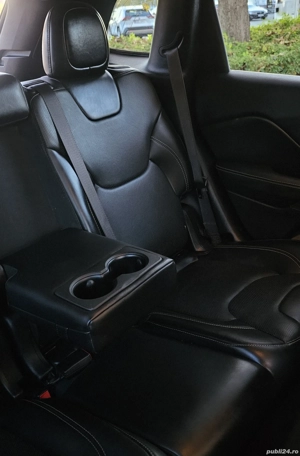 Jeep Cherokee 2.2  - imagine 2