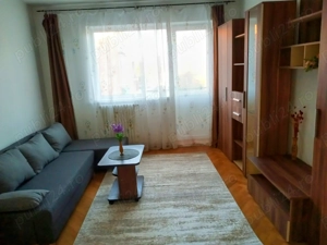 Închiriez apartament 2 camere central