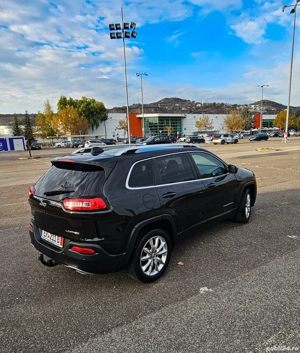Jeep Cherokee 2.2  - imagine 4