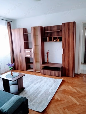 Închiriez apartament 2 camere central