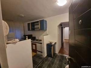PROPRIETAR vând apartament decomandat 2 camere 