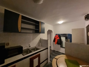 PROPRIETAR vând apartament decomandat 2 camere  - imagine 3