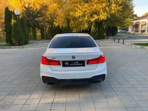 Bmw Seria 5 530e 2.0 Hibrid X-drive, pachet M - imagine 6