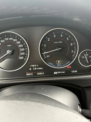 vând BMW 330e   preț 17 500e